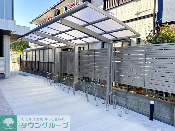 Freude Westen(フロイデ ヴェステン)の物件内観写真